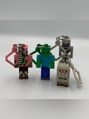 EXCLUSIVE Minecraft Keychain Toy Lot- Zombie Pig-man Sheep Skeleton Zombie